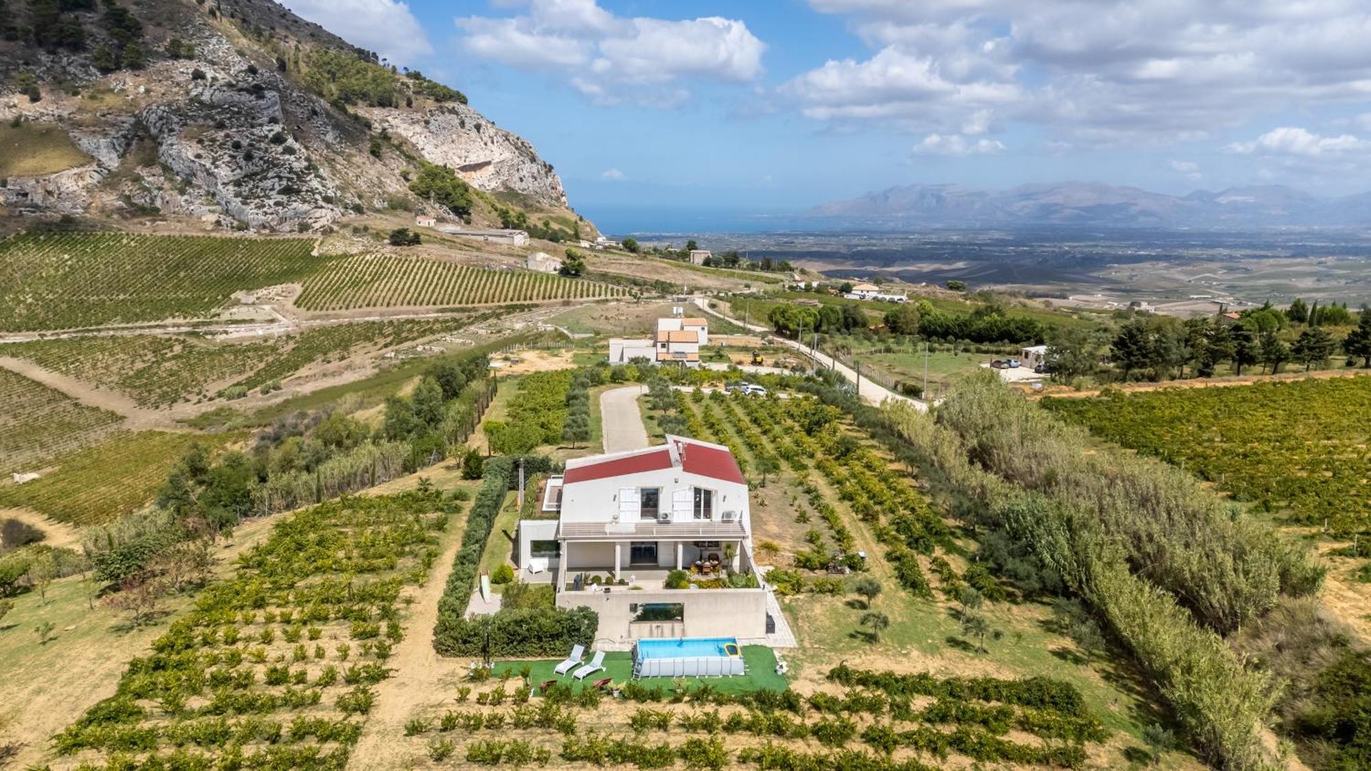 Villa Bonifato Vista Sulle Campagne E Sul Mare Siciliano Cozy House Italy アルカモ エクステリア 写真