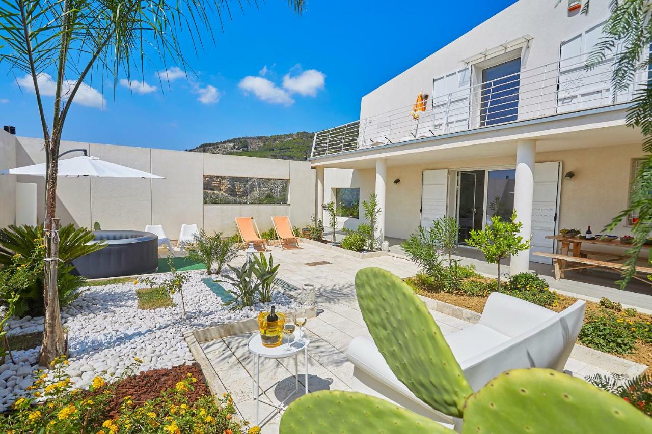 Villa Bonifato Vista Sulle Campagne E Sul Mare Siciliano Cozy House Italy アルカモ エクステリア 写真